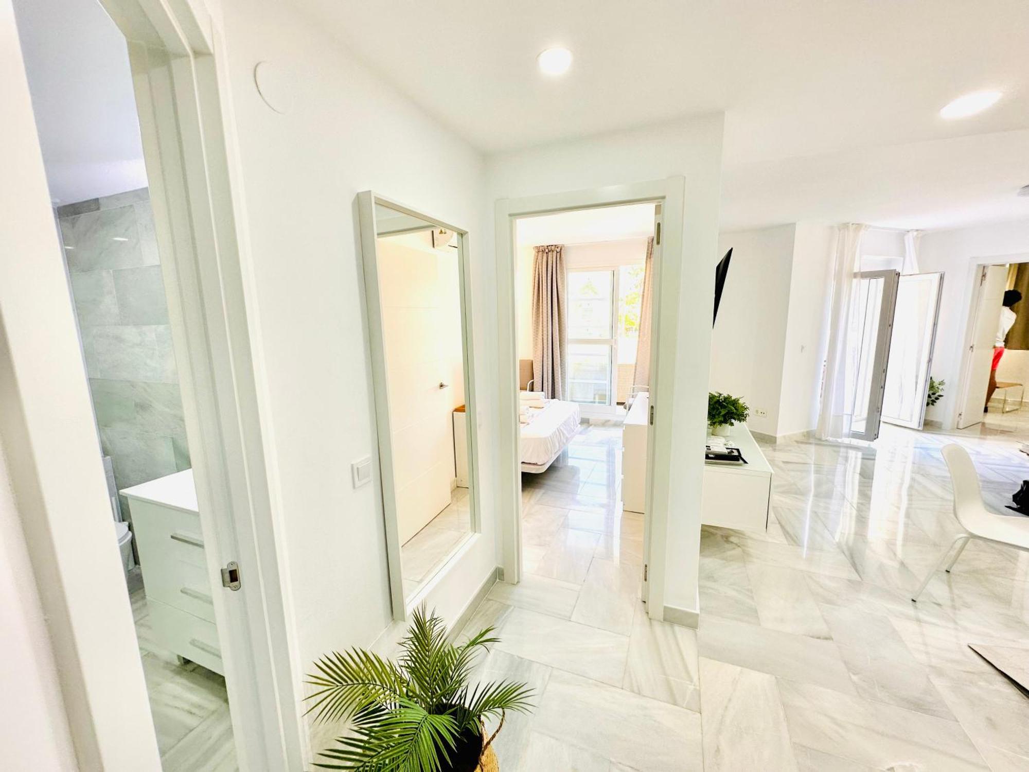 Apartamento, Paradise Sun Beach In Marina Benalmádena Extérieur photo