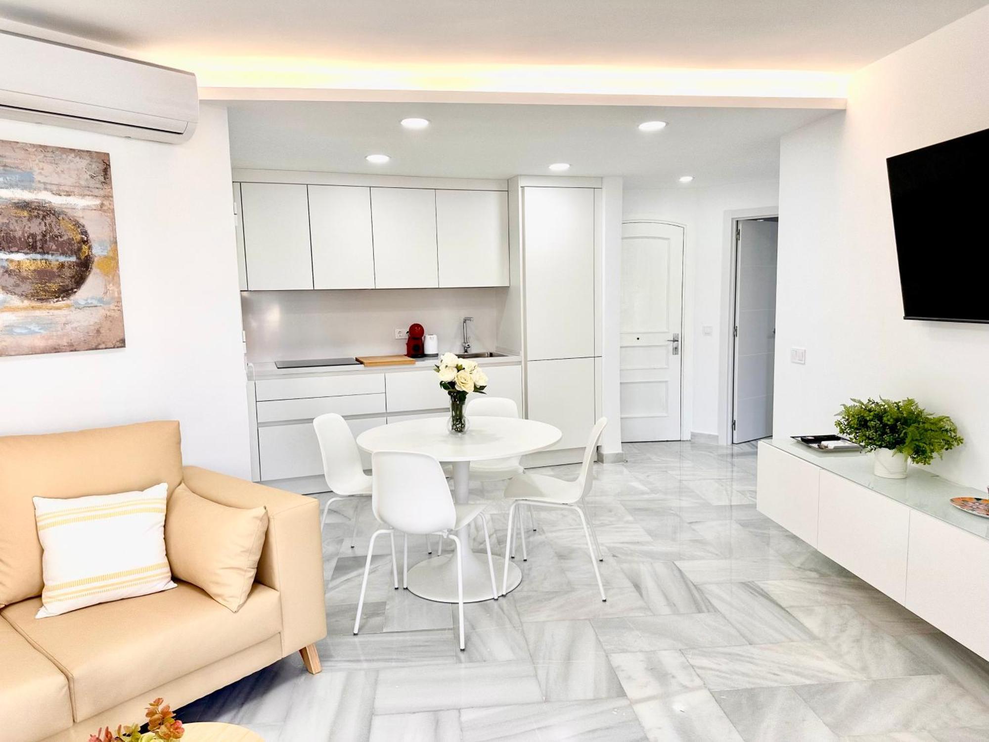 Apartamento, Paradise Sun Beach In Marina Benalmádena Extérieur photo