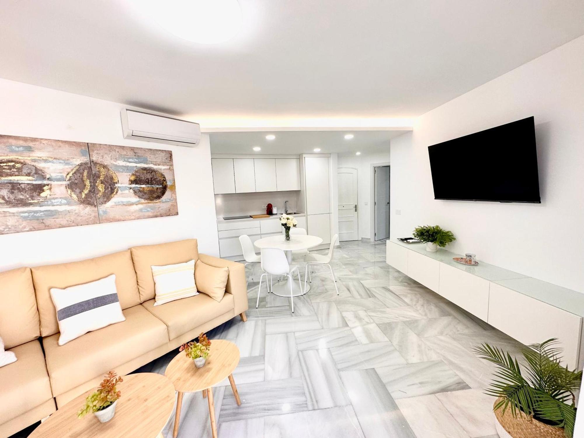 Apartamento, Paradise Sun Beach In Marina Benalmádena Extérieur photo