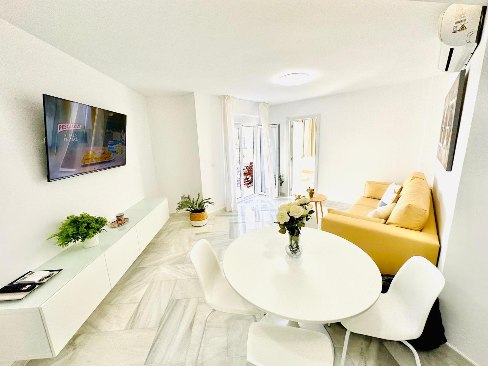 Apartamento, Paradise Sun Beach In Marina Benalmádena Extérieur photo
